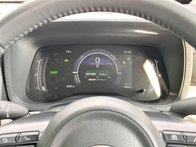 トヨタ シエンタ ハイブリッド Z 宮城県 2025(令7)年 0.3万km プラチナホワイトパールマイカ トヨタチームメイト/・アドバンストパーク/・パーキングサポートブレーキ（周囲静止物/後方歩行者）/・パノラミックビューモニター（床下透過表示機能付）/コンフォートパッケージ/・IRカット機能付ガラス/・ステアリングヒーター/・シートヒーター（運転席/助手席）/寒冷地仕様/アクセサリーコンセント/＝＝＝/セーフティセンス/・プリクラッシュセーフティ/・レーントレーシングアシスト/・レーンディパーチャーアラート/・レーダークルーズコントロール/・アダプティブハイビーム獅子打てむ/・ロードサインアシスト/・ドライバー異常時対応システム/・プロアクティブドライビングアシスト/・発進遅れ告知機能/パーキングサポートブレーキ（前後方静止物/後方接近車両）/BSM/ディスプレイオーディオプラス/・コネクティッドナビ対応10.5インチディスプレイ/・車載ナビ/・Bluetooth/・フルセグTV/・AppleCarPlay/AndroidAuto/ビルトインETC/ドライブレコーダー/ハンズフリーパワースライドドア（両側）/モデリスタ15インチAW