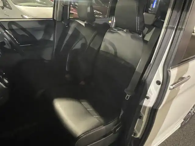 ダイハツ タント カスタム RS トップED SAⅡ 和歌山県 2015(平27)年 8.4万km パールホワイトⅢ (株)IDOMが運営する【じしゃロン和歌山店】の自社ローン専用車両になります。こちらは現金またはオートローンご利用時の価格です。自社ローンご希望の方は別途その旨お申付け下さい/・純正HDDナビ/・フルセグテレビ/・CD/DVD再生機能/・ミュージックサーバー（HDD録音機能）/・Bluetooth接続機能/・ベンチシート/・両側電動スライドドア/・純正フロアマット/・純正15インチアルミホイール/・純正LEDヘッドライト/・オートライト/・衝突軽減ブレーキ/・レーンキープアシスト/・誤発進抑制機能/・スマートキー/・プッシュスタート/・オートエアコン