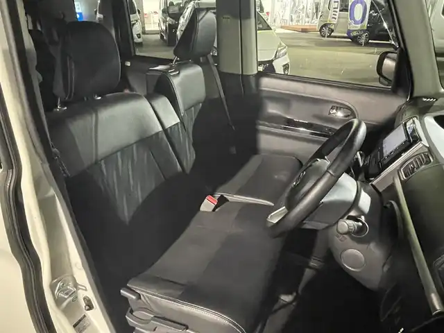 ダイハツ タント カスタム RS トップED SAⅡ 和歌山県 2015(平27)年 8.4万km パールホワイトⅢ (株)IDOMが運営する【じしゃロン和歌山店】の自社ローン専用車両になります。こちらは現金またはオートローンご利用時の価格です。自社ローンご希望の方は別途その旨お申付け下さい/・純正HDDナビ/・フルセグテレビ/・CD/DVD再生機能/・ミュージックサーバー（HDD録音機能）/・Bluetooth接続機能/・ベンチシート/・両側電動スライドドア/・純正フロアマット/・純正15インチアルミホイール/・純正LEDヘッドライト/・オートライト/・衝突軽減ブレーキ/・レーンキープアシスト/・誤発進抑制機能/・スマートキー/・プッシュスタート/・オートエアコン