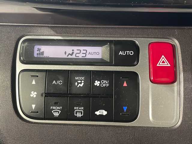 ホンダ Ｎ ＯＮＥ プレミアム ツアラー Lパッケージ 山口県 2013(平25)年 7.1万km ポリッシュドメタルメタリック 純正ナビ　/AM/FM/CD/DVD/Bluetooth/ワンセグTV/バックカメラ　/クルーズコントロール　/前後型ドライブレコーダー　/純正フロアマット/衝突被害軽減ブレーキ　/ＨＩＤライト　/スペアキー　/スマートキー　/横滑り防止装置