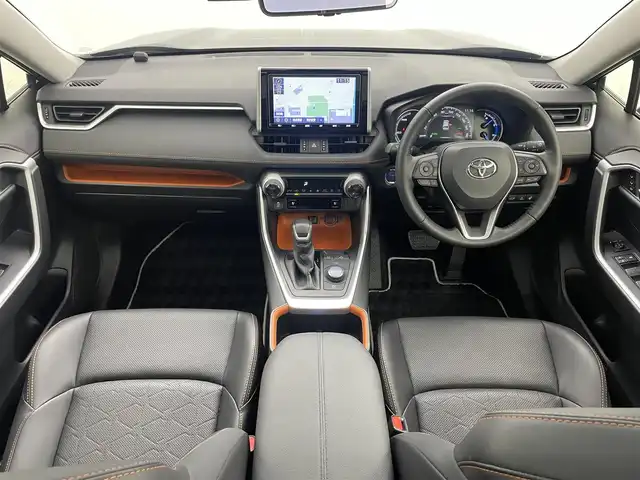 トヨタ ＲＡＶ４ ハイブリッド アドベンチャー 岡山県 2022(令4)年 3.1万km アティチュードブラックマイカ 純正９型ナビ　(NSZT-Y68T)/【CD/DVD/BT/USB/フルセグ】/レーダークルーズコントロール　/ビルトインＥＴＣ２．０　/シートヒーター　前席/シートクーラー　前席/ＬＥＤヘッドライト　/バックカメラ　/電動リアゲート　/コーナーセンサー　前後/オートハイビーム　/ルーフレール/禁煙車/踏み間違い防止/ステアリングヒーター/シートメモリー/オートブレーキホールド/デジタルインナーミラー