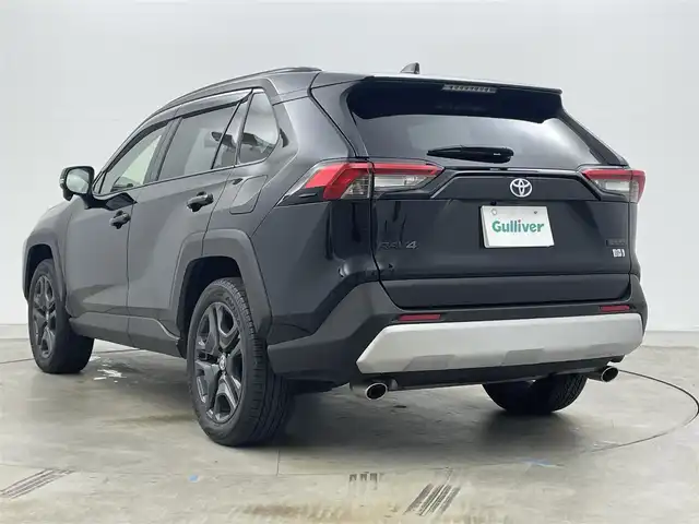 トヨタ ＲＡＶ４ ハイブリッド アドベンチャー 岡山県 2022(令4)年 3.1万km アティチュードブラックマイカ 純正９型ナビ　(NSZT-Y68T)/【CD/DVD/BT/USB/フルセグ】/レーダークルーズコントロール　/ビルトインＥＴＣ２．０　/シートヒーター　前席/シートクーラー　前席/ＬＥＤヘッドライト　/バックカメラ　/電動リアゲート　/コーナーセンサー　前後/オートハイビーム　/ルーフレール/禁煙車/踏み間違い防止/ステアリングヒーター/シートメモリー/オートブレーキホールド/デジタルインナーミラー