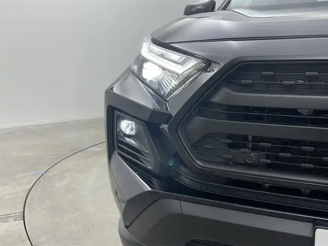 トヨタ ＲＡＶ４ ハイブリッド アドベンチャー 岡山県 2022(令4)年 3.1万km アティチュードブラックマイカ 純正９型ナビ　(NSZT-Y68T)/【CD/DVD/BT/USB/フルセグ】/レーダークルーズコントロール　/ビルトインＥＴＣ２．０　/シートヒーター　前席/シートクーラー　前席/ＬＥＤヘッドライト　/バックカメラ　/電動リアゲート　/コーナーセンサー　前後/オートハイビーム　/ルーフレール/禁煙車/踏み間違い防止/ステアリングヒーター/シートメモリー/オートブレーキホールド/デジタルインナーミラー