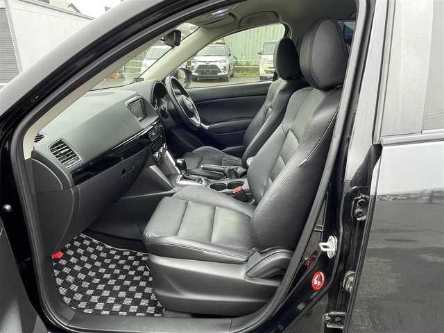 マツダ ＣＸ－５ XD Lパッケージ 道央・札幌 2014(平26)年 10.5万km ジェットブラックマイカ ４WD/ワンオーナー/BOSEプレミアムサウンドシステム/純正ディーラーOPナビ/CD/DVD/BT/フルセグ/トランクションコントロールシステム/クルーズコントロール/レーンキープアシスト/リアビークルモニタリングシステム/AFS/バック/サイドカメラ/ビルトインETC/自動防眩ミラー/アイドリングストップ/D席パワーシート/前席シートヒーター/レザーシート/革巻きステアリング/ステアリングリモコン/MTモード付AT/レーダー探知機/プッシュスタート/スマートキー/HIDヘッドライト/オートライト/オートハイビーム/フォグランプ/電動格納ミラー/ウィンカーミラー/純正フロアマット/ドアバイザー/スペアキー/純正エンジンスターター