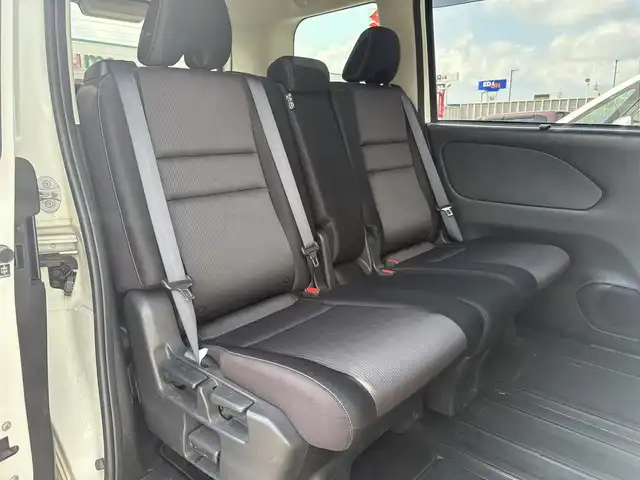 日産 セレナ ハイウェイスター Vセレクション 山口県 2017(平29)年 4.9万km ブリリアントホワイトパール 9型ナビ フルセグTV CD DVD BT BD/フリップダウンモニター/アラウンドビューモニター/プロパイロット/両側パワースライドドア/ナビ連動ドラレコ/2.0ETC/デジタルインナーミラー/パーキングアシスト/衝突被害軽減ブレーキ/LEDオートヘッドライト/フォグライト/コーナーセンサー/ステアリングリモコン/スマートキー/電動パーキングブレーキ/W サイド カーテン エアバッグ/禁煙車