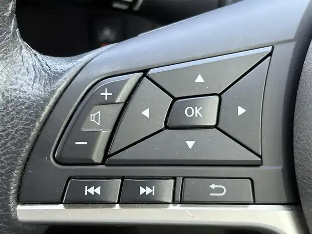 日産 セレナ ハイウェイスター Vセレクション 山口県 2017(平29)年 4.9万km ブリリアントホワイトパール 9型ナビ フルセグTV CD DVD BT BD/フリップダウンモニター/アラウンドビューモニター/プロパイロット/両側パワースライドドア/ナビ連動ドラレコ/2.0ETC/デジタルインナーミラー/パーキングアシスト/衝突被害軽減ブレーキ/LEDオートヘッドライト/フォグライト/コーナーセンサー/ステアリングリモコン/スマートキー/電動パーキングブレーキ/W サイド カーテン エアバッグ/禁煙車