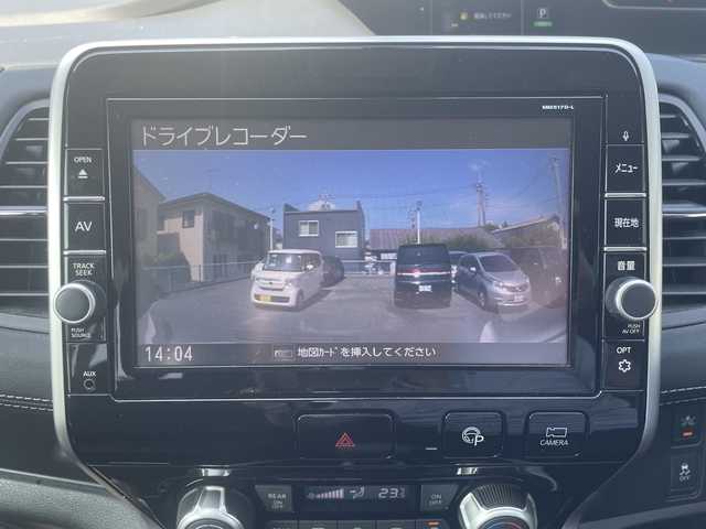 日産 セレナ ハイウェイスター Vセレクション 山口県 2017(平29)年 4.9万km ブリリアントホワイトパール 9型ナビ フルセグTV CD DVD BT BD/フリップダウンモニター/アラウンドビューモニター/プロパイロット/両側パワースライドドア/ナビ連動ドラレコ/2.0ETC/デジタルインナーミラー/パーキングアシスト/衝突被害軽減ブレーキ/LEDオートヘッドライト/フォグライト/コーナーセンサー/ステアリングリモコン/スマートキー/電動パーキングブレーキ/W サイド カーテン エアバッグ/禁煙車