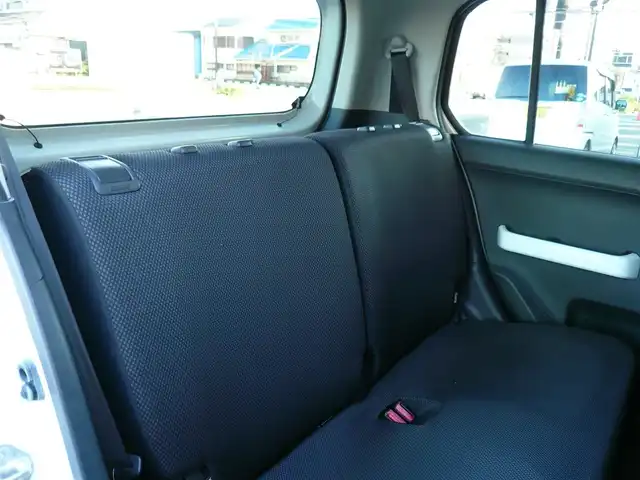 スズキ ハスラー A 静岡県 2015(平27)年 5.6万km パールホワイト ワンオーナー/禁煙車/ライトレベライザー/純正ゴムマット/リモコンキー/スペアキー/新車保証書/取扱説明書