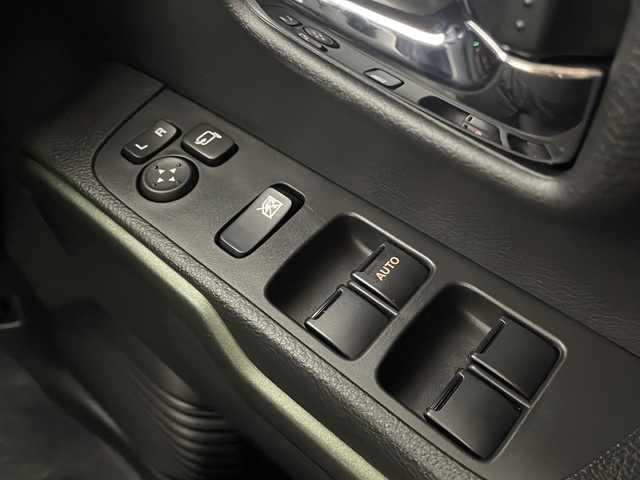 スズキ ハスラー タフワイルド 栃木県 2024(令6)年 0.1千km オフブルーメタリック/ブラック 2トーン スズキセーフティサポート/・デュアルセンサーブレーキサポートII/・誤発進抑制機能/・車線逸脱抑制機能/・車線逸脱警報機能/・ふらつき警報機能/・低速時ブレーキサポート/・発進お知らせ機能/・標識認識機能/・ハイビームアシスト/シートヒーター/レーダークルーズコントロール/コーナーセンサー/アイドリングストップ/USB給電/オートライト/LEDヘッドライト/フォグライト/スマートキー/プッシュスタート/ルーフレール/タフワイルド専用グリル