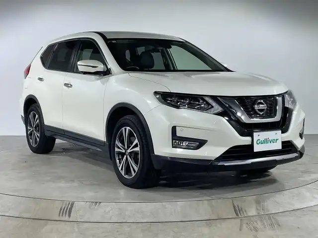 日産 エクストレイル 20Xi 福岡県 2018(平30)年 5.2万km ブリリアントホワイトパール 純正メモリナビ(フルセグTV/DVD/CD/BT)アラウンドビューモニターエマージェンシーブレーキプロパイロットコーナーセンサーデジタルインナーミラー電動リアゲート純正ドラレコETCスマートキープッシュスタート