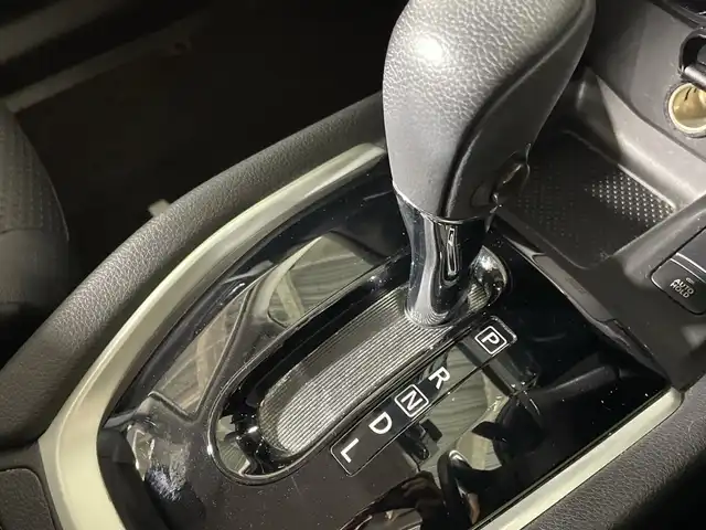 日産 エクストレイル 20Xi 福岡県 2018(平30)年 5.2万km ブリリアントホワイトパール 純正メモリナビ(フルセグTV/DVD/CD/BT)アラウンドビューモニターエマージェンシーブレーキプロパイロットコーナーセンサーデジタルインナーミラー電動リアゲート純正ドラレコETCスマートキープッシュスタート