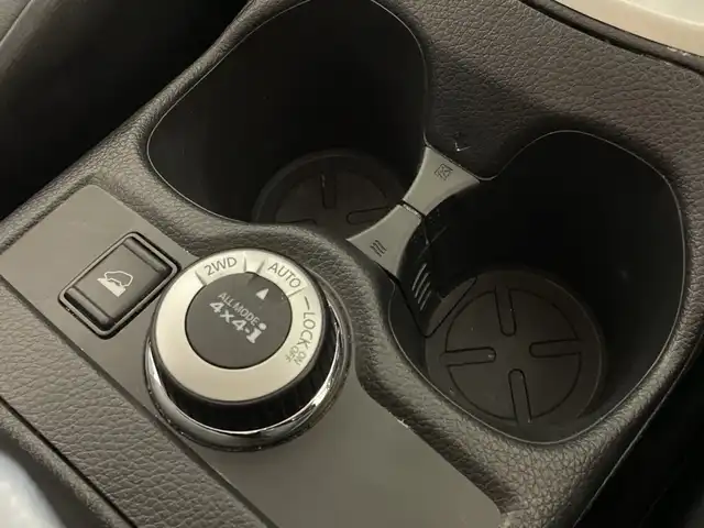 日産 エクストレイル 20Xi 福岡県 2018(平30)年 5.2万km ブリリアントホワイトパール 純正メモリナビ(フルセグTV/DVD/CD/BT)アラウンドビューモニターエマージェンシーブレーキプロパイロットコーナーセンサーデジタルインナーミラー電動リアゲート純正ドラレコETCスマートキープッシュスタート