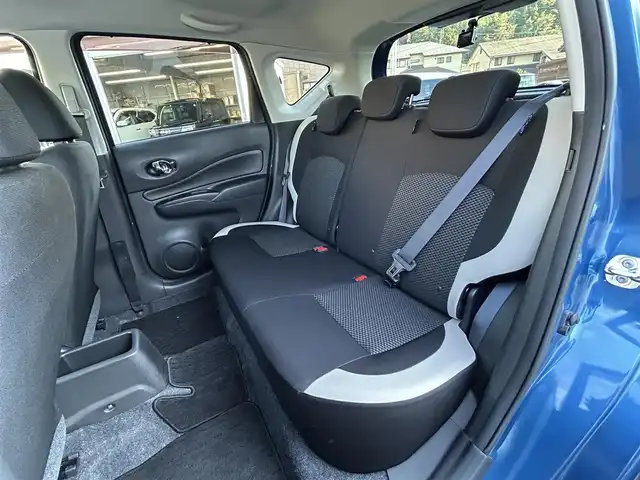 日産 ノート e－パワー X 島根県 2016(平28)年 6.2万km シャイニングブルー 登録時走行距離　61433km/純正SDナビ(Bluetooth/CD/DVD)/フルセグテレビ/全周囲カメラ/デジタルインナーミラー/レーンキープアシスト/衝突被害軽減ブレーキ/LEDヘッドライト/オートライト/横滑り防止装置/パワーウィンドウ/パワーステアリング/ABS/ドアバイザー/純正フロアマット/前後ドライブレコーダー/スペアキー/ETC/純正14インチアルミホイール