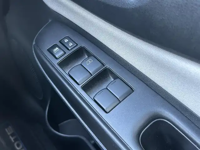 日産 ノート e－パワー X 島根県 2016(平28)年 6.2万km シャイニングブルー 登録時走行距離　61433km/純正SDナビ(Bluetooth/CD/DVD)/フルセグテレビ/全周囲カメラ/デジタルインナーミラー/レーンキープアシスト/衝突被害軽減ブレーキ/LEDヘッドライト/オートライト/横滑り防止装置/パワーウィンドウ/パワーステアリング/ABS/ドアバイザー/純正フロアマット/前後ドライブレコーダー/スペアキー/ETC/純正14インチアルミホイール