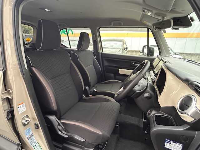 スズキ クロスビー HYBRID MZ 東京都 2020(令2)年 5.4万km キャラバンアイボリーパールメタリック/ホワイト 2トーンルーフ ワンオーナー/セーフティサポート(予防安全技術)/4WD/走行モード(スポーツ/スノー)/純正SDナビ(フルセグTV)/Bluetooth AM FM CD DVD/全方位モニター/クルーズコントロール/デュアルセンサーブレーキサポート/誤発進抑制機能/レーンアシスト/ふらつき警報機能/リアパーキングセンサー/LEDヘッドランプ/オートライト/スマートキー/スペアキー×1/保証書＆取扱説明書