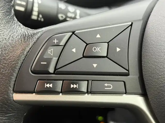 日産 セレナ e－パワー ハイウェイスター V 愛知県 2019(令1)年 2.9万km ブリリアントホワイトパール 2トーン 禁煙車/ワンオーナー/アラウンドビューモニター/フリップダウンモニター/プロパイロット/両側パワースライドドア/エマージェンシーブレーキ/横滑り防止装置/クルーズコントロール/ALPINEナビ/・フルセグTV/・Bluetooth/・DVD/CD/・AM/FM/・USB/・SD/ドライブレコーダー/3列シート/フロアマット/WedsSport18インチアルミホイール/LEDヘッドライト/オートライト/ETC/スマートキー