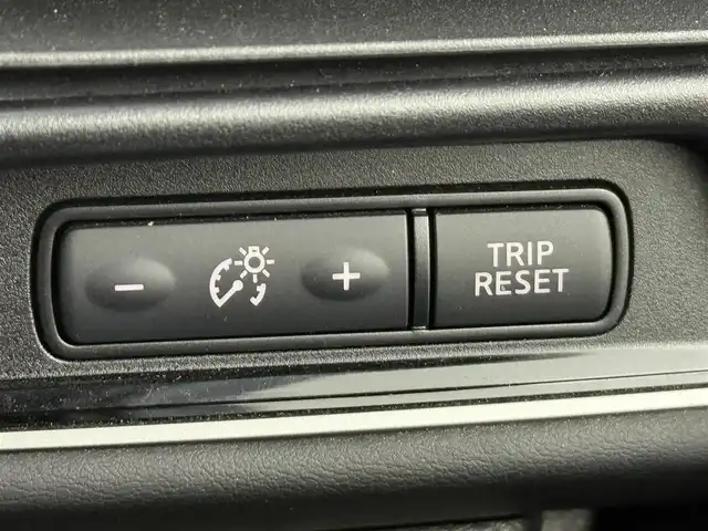 日産 セレナ e－パワー ハイウェイスター V 愛知県 2019(令1)年 2.9万km ブリリアントホワイトパール 2トーン 禁煙車/ワンオーナー/アラウンドビューモニター/フリップダウンモニター/プロパイロット/両側パワースライドドア/エマージェンシーブレーキ/横滑り防止装置/クルーズコントロール/ALPINEナビ/・フルセグTV/・Bluetooth/・DVD/CD/・AM/FM/・USB/・SD/ドライブレコーダー/3列シート/フロアマット/WedsSport18インチアルミホイール/LEDヘッドライト/オートライト/ETC/スマートキー