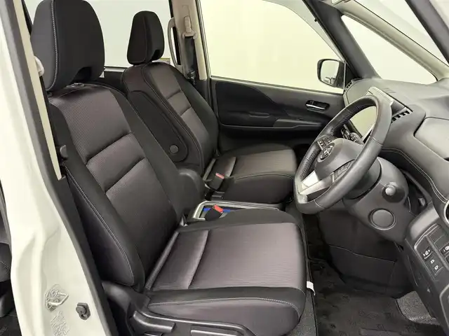 日産 セレナ e－パワー ハイウェイスター V 愛知県 2019(令1)年 2.9万km ブリリアントホワイトパール 2トーン 禁煙車/ワンオーナー/アラウンドビューモニター/フリップダウンモニター/プロパイロット/両側パワースライドドア/エマージェンシーブレーキ/横滑り防止装置/クルーズコントロール/ALPINEナビ/・フルセグTV/・Bluetooth/・DVD/CD/・AM/FM/・USB/・SD/ドライブレコーダー/3列シート/フロアマット/WedsSport18インチアルミホイール/LEDヘッドライト/オートライト/ETC/スマートキー