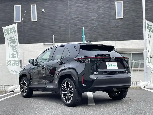 トヨタ ヤリスクロス ハイブリッド Z 三重県 2024(令6)年 1.5万km ブラックマイカ 登録時14954Km/ワンオーナー/純正メモリーナビ/（AM・FM・Bluetooth・HDMI・USB）/スペアキー　/全方位カメラ　/ドラレコ/バッグカメラ　/クルコン（追従あり）/ステアリングリモコン/両席シートヒーター　/コーナーセンサー　/クリアランスソナー/横すべり防止　/衝突被害軽減/車線逸脱警報/BSM/ステアリングヒーター　/ＬＥＤオートライト　/フォグライト/取扱説明書/保証書