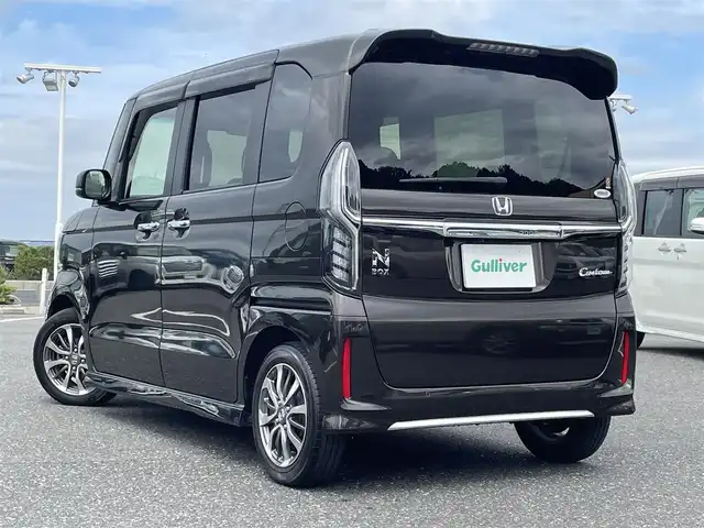 ホンダ Ｎ ＢＯＸ カスタム L 島根県 2022(令4)年 3.4万km プレミアムグラマラスブロンズP 登録時走行距離33719km/社外メモリナビ /・フルセグTV/・Bluetooth接続/・CD/DVD再生/・SDミュージックサーバー/・AM/FM/HondaSENSING/・衝突回避支援ブレーキ/・誤発進抑制機能/・車線維持支援システム/・アダプティブクルーズコントロール/・標識認識機能/バックカメラ/ETC/前後ドラブレコーダー/コーナーセンサー/ベンチシート/前席シートヒーター/チップアップシート/LEDヘッドライト/スマートキー/プッシュスタート