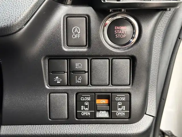 トヨタ ノア Si ダブルバイビーⅡ 宮城県 2020(令2)年 3.2万km ホワイトパールクリスタルシャイン デジタルインナーミラー/＝＝＝/TRDエアロ（F/S/R）/TRDマフラー/セーフティセンス/・プリクラッシュセーフティ/・レーンディパーチャーアラート/・オートマチックハイビーム/クリアランスソナー/パーキングサポートブレーキ/アルパイン11インチ後席モニター/パナソニック10インチナビ（CN-F1X10BD）/・CD/DVD/・Blu-ray/・Bluetooth/・フルセグTV/バックカメラ/ビルトインETC2.0/ドライブレコーダー/両側パワースライドドア/ハーフレザーシート/革巻きステアリング/クルーズコントロール/LEDヘッドランプ/フォグランプ/オートライト/スマートキー＆プッシュスタート/電動格納ミラー/純正16インチAW/純正フロアマット/ドアバイザー/Wエアバッグ