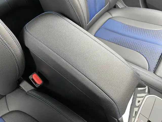 ＢＭＷ ＢＭＷ １１８ｉ Mスポーツ 福岡県 2021(令3)年 1.6万km アルピンホワイトⅢ インテリジェントセーフティ/アダプティブクルーズコントロール/ブラインドスポットモニター/レーンキープアシスト/純正ナビ　/Applecarplay/Bluetooth/バックカメラ/パワーバックドア/LEDライト/オートハイビーム/前後パーキングディスタンスコントロール/純正前後ドライブレコーダー/純正18インチアルミホイール/ミラー一体型ＥＴＣ/取扱説明書/保証書/スペアキー×1