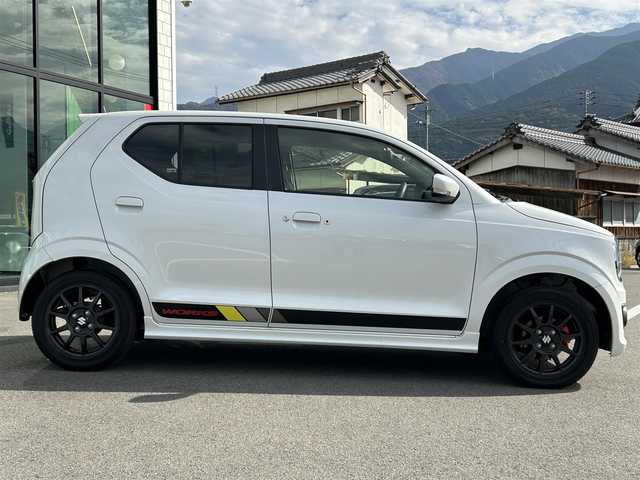 スズキ アルト ワークス 愛媛県 2019(令1)年 1.5万km ピュアホワイトP 社外7インチナビ（Bluetooth/フルセグTV/DVD再生）/前席純正レカロシート/ETC/純正エアロパーツ/パドルシフト/ステアリングスイッチ/社外フロアマット/純正アルミホイール/ウィンカーミラー/後方コーナーセンサー/フットイルミネーション/フォグランプ/スマートキー×2