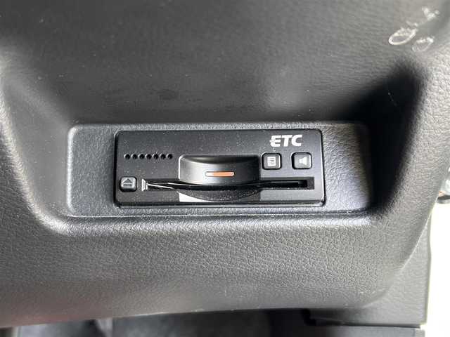 スズキ アルト ワークス 愛媛県 2019(令1)年 1.5万km ピュアホワイトP 社外7インチナビ（Bluetooth/フルセグTV/DVD再生）/前席純正レカロシート/ETC/純正エアロパーツ/パドルシフト/ステアリングスイッチ/社外フロアマット/純正アルミホイール/ウィンカーミラー/後方コーナーセンサー/フットイルミネーション/フォグランプ/スマートキー×2