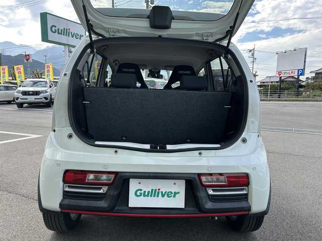 スズキ アルト ワークス 愛媛県 2019(令1)年 1.5万km ピュアホワイトP 社外7インチナビ（Bluetooth/フルセグTV/DVD再生）/前席純正レカロシート/ETC/純正エアロパーツ/パドルシフト/ステアリングスイッチ/社外フロアマット/純正アルミホイール/ウィンカーミラー/後方コーナーセンサー/フットイルミネーション/フォグランプ/スマートキー×2