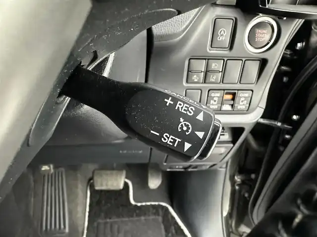 トヨタ ヴォクシー ZS 煌 兵庫県 2017(平29)年 5.7万km イナズマスパーキングブラックガラスフレーク 純正SDナビ(CD/DVD/SD/フルセグ/Bluetooth)/バックカメラ/両側パワースライドドア/純正オプションエンジンスターター/オートライト/オートマチックハイビーム/LEDヘッドライト/LEDフォグライト/純正16インチアルミホイール/クルーズコントロール/ETC/純正フロアマット/アイドリングストップ