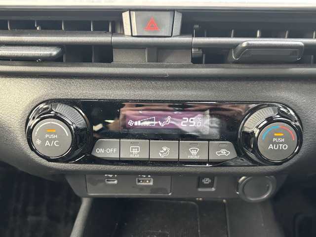 日産 ノート X 宮城県 2021(令3)年 7.1万km スーパーブラック 登録時走行距離７０５８１km/全方位カメラ/純ナビ/・フルセグテレビ/・Bluetooth/・HDMI/・AM/FM/インテリジェントクルーズコントロール/エマージェンシーブレーキ/レーンキープアシスト/ＥＴＣ２．０/ブラインドスポットモニター/オートホールド/電動パーキング/純正ドライブレコーダー/ＬＥＤヘッドライト/オートライト/オートマチックハイビーム/プッシュスタート/スマートキー/スペアキー/横滑り防止機能/コーナーセンサー/フォグランプ/純正アルミホイール/ウインカーミラー/電格ミラー/ドアバイザー/純正フロアマット