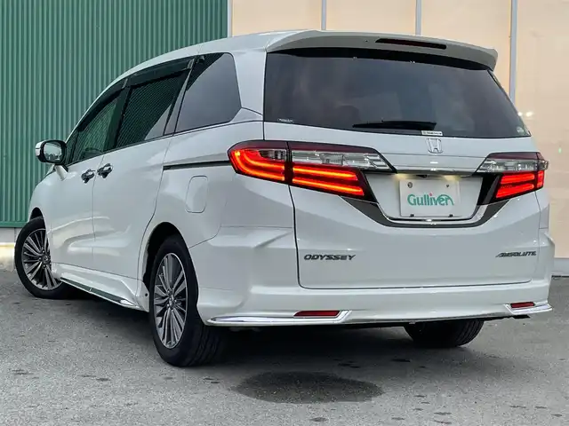ホンダ オデッセイ アブソルート ホンダセンシング 福岡県 2018(平30)年 4.9万km パール 純正ナビ(フルセグテレビ・FM・AM・BT)/・VXM-195VFi/ETC2・0/両側パワースライドドア/クルーズコントロール/純正フロアマット/ドアバイザー/レーンキープアシスト/バックカメラ/プッシュスタート/衝突軽減ブレーキ/スマートキー