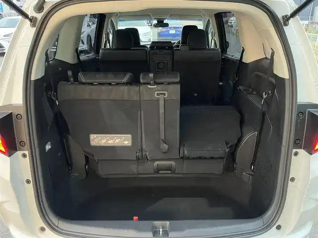 ホンダ オデッセイ アブソルート ホンダセンシング 福岡県 2018(平30)年 4.9万km パール 純正ナビ(フルセグテレビ・FM・AM・BT)/・VXM-195VFi/ETC2・0/両側パワースライドドア/クルーズコントロール/純正フロアマット/ドアバイザー/レーンキープアシスト/バックカメラ/プッシュスタート/衝突軽減ブレーキ/スマートキー