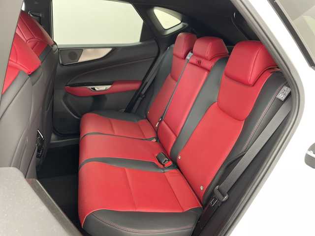 レクサス ＮＸ 450h+ Fスポーツ 兵庫県 2021(令3)年 1.1万km ホワイトノーヴァガラスフレーク ・TRDエアロ F SPORT PARTS エアロダイナミクスパッケージ/（フロントスポイラー＋エアロダイナミクスミラーカバー＋サイドスカート＋リヤディフューザー＆スポーツマフラー）/・サンルーフ/・プリクラッシュセーフティ/・レーダークルーズコントロール/・レーンディバチャーアラート/・レーンチェンジアシスト/・プロアクティブドライビングアシスト/・リヤクロストラフィックアラート/・フロントクロストラフィックアラート/・駐車支援/・安心降車アシスト/・発進遅れ告知機能/・ロードサインアシスト/・クリアランスソナー/・パーキングサポートブレーキ/・リヤカメラディテクション/・アダプティブハイビームシステム/・メーカーオプション14インチナビ/・フルセグ＆フルセグ＆BT＆USB＆Miracast/・パノラマミックビューモニター/・デジタルインナーミラー/・純正ドライブレコーダー/・ヘッドアップディスプレイ/・BSM/・パワーバックドア/・全席シートヒーター/・前席シートベンチレーション/・赤革シート/・LEDライト/・ワンオーナー車/・ブラックルーフレール/・オレンジキャリパー/・純正20インチアルミホイール