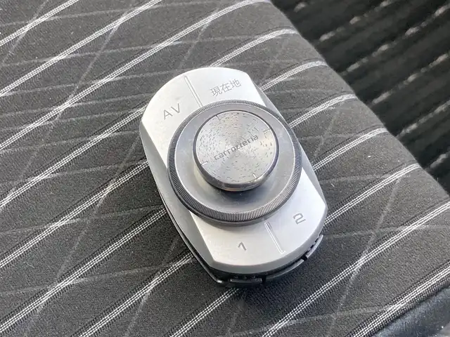 スズキ アルト ワークス 静岡県 2017(平29)年 3.7万km ピュアホワイトP 社外7V型ナビ(AVIC-RZ900)/　AM FM CD DVD Bluetooth SD/フルセグTV/ビルトインETC/前後方ドライブレコーダー/LEDオートヘッドランプ/CUSCOタワーバー/ターボ/純正15インチアルミホイール/スマートキー2本/5速MT/RECAROスポーツシート/社外マフラー/車高調