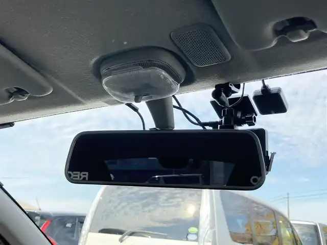 スズキ アルト ワークス 静岡県 2017(平29)年 3.7万km ピュアホワイトP 社外7V型ナビ(AVIC-RZ900)/　AM FM CD DVD Bluetooth SD/フルセグTV/ビルトインETC/前後方ドライブレコーダー/LEDオートヘッドランプ/CUSCOタワーバー/ターボ/純正15インチアルミホイール/スマートキー2本/5速MT/RECAROスポーツシート/社外マフラー/車高調