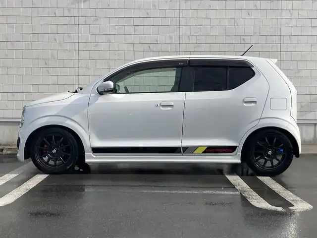 スズキ アルト ワークス 静岡県 2017(平29)年 3.7万km ピュアホワイトP 社外7V型ナビ(AVIC-RZ900)/　AM FM CD DVD Bluetooth SD/フルセグTV/ビルトインETC/前後方ドライブレコーダー/LEDオートヘッドランプ/CUSCOタワーバー/ターボ/純正15インチアルミホイール/スマートキー2本/5速MT/RECAROスポーツシート/社外マフラー/車高調