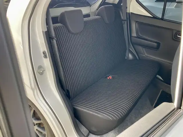 スズキ アルト ワークス 静岡県 2017(平29)年 3.7万km ピュアホワイトP 社外7V型ナビ(AVIC-RZ900)/　AM FM CD DVD Bluetooth SD/フルセグTV/ビルトインETC/前後方ドライブレコーダー/LEDオートヘッドランプ/CUSCOタワーバー/ターボ/純正15インチアルミホイール/スマートキー2本/5速MT/RECAROスポーツシート/社外マフラー/車高調