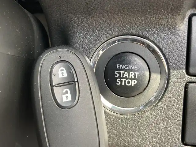 スズキ アルト ワークス 静岡県 2017(平29)年 3.7万km ピュアホワイトP 社外7V型ナビ(AVIC-RZ900)/　AM FM CD DVD Bluetooth SD/フルセグTV/ビルトインETC/前後方ドライブレコーダー/LEDオートヘッドランプ/CUSCOタワーバー/ターボ/純正15インチアルミホイール/スマートキー2本/5速MT/RECAROスポーツシート/社外マフラー/車高調