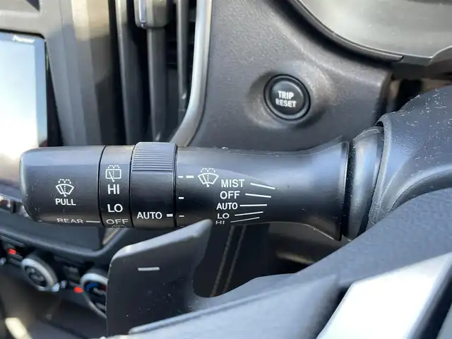 スバル インプレッサ スポーツ 2．0i－L アイサイト 青森県 2017(平29)年 3.7万km ピュアレッド ワンオーナー/4WD/アイサイト/社外ナビ/【AM/FM/CD/DVD/SD/BT】/フルセグTV/バックカメラ/クルーズコントロール/レーンキープアシスト/ブラインドスポットモニター/横滑り防止/コーナーセンサー/アイドリングストップ/パドルシフト/オートライト/フォグランプ/純正AWスタッドレスタイヤ取付/取扱説明書/保証書