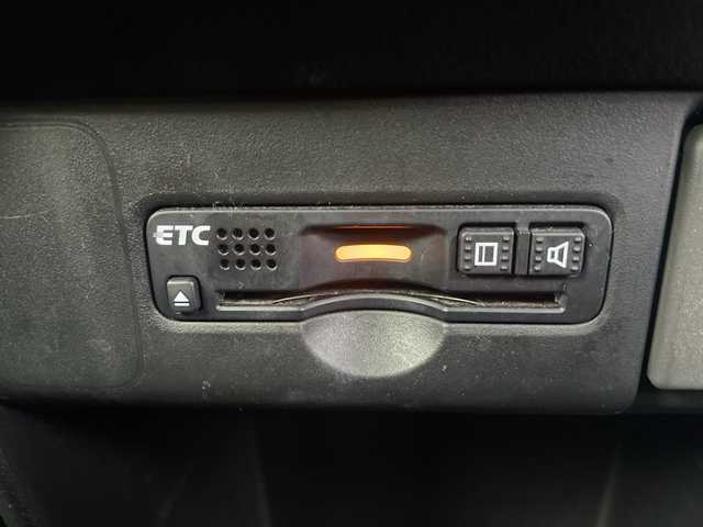 ホンダ Ｎ ＢＯＸ カスタム G Lパッケージ 埼玉県 2016(平28)年 6万km プレミアムホワイトパールⅡ 純正SDナビ/（BT/DVD/CD/AM/FM）/バックカメラ/片側パワースライドドア/前方社外ドラレコ/ビルトインETC/ロールサンシェード/プッシュスタート/純正アルミホイール/純正フロアマット/フロントフォグランプ/キセノンライト/スマートキー