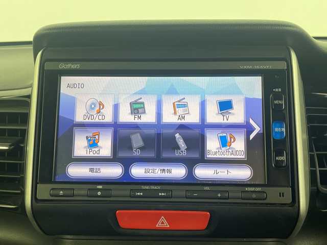 ホンダ Ｎ ＢＯＸ カスタム G Lパッケージ 埼玉県 2016(平28)年 6万km プレミアムホワイトパールⅡ 純正SDナビ/（BT/DVD/CD/AM/FM）/バックカメラ/片側パワースライドドア/前方社外ドラレコ/ビルトインETC/ロールサンシェード/プッシュスタート/純正アルミホイール/純正フロアマット/フロントフォグランプ/キセノンライト/スマートキー