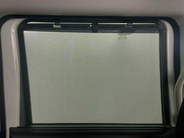 ホンダ Ｎ ＢＯＸ カスタム G Lパッケージ 埼玉県 2016(平28)年 6万km プレミアムホワイトパールⅡ 純正SDナビ/（BT/DVD/CD/AM/FM）/バックカメラ/片側パワースライドドア/前方社外ドラレコ/ビルトインETC/ロールサンシェード/プッシュスタート/純正アルミホイール/純正フロアマット/フロントフォグランプ/キセノンライト/スマートキー