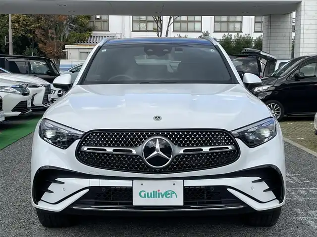 メルセデス・ベンツ Ｍ・ベンツ ＧＬＣ２２０ d 4マチック AMGライン 兵庫県 2023(令5)年 1万km 白 外部検査実施済み/・カラー「オパリスホワイトメタリック」コード885/・OP AMGラインパッケージ//20インチAMGアルミホイール//シートヒーター後席//スポーティエンジンサウンド//スポーツシート//AMGラインインテリア/・OP AMGレザーエクスクルーシブパッケージ//本革シート//ヘッドアップディスプレイ//Burmester 3Dサラウンドサウンドシステム/・OP ドライバーズパッケージ//リアアクスルステアリング//AIRMATICサスペンション/・OP パノラミックスライディングルーフ//MBUX ARナビゲーション//地デジ/BT/USB/Apple Car Play//ワイヤレスチャージング//フットトランクオープナー//ドライブレコーダー360度//ETC//アンビエントライト//DIGITAL LIGHT//アクティブディスタンスアシスト・ディストロニック//アクティブステアリングアシスト//アクティブレーンキーピングアシスト//アクティブレーンチェンジングアシスト//アクティブブレーキアシスト//ブラインドスポットアシスト//PRE-SAFE//パーキングアシスト//パークトロニック//トラフィックサインアシスト//アダプティブハイビームアシスト・プラス