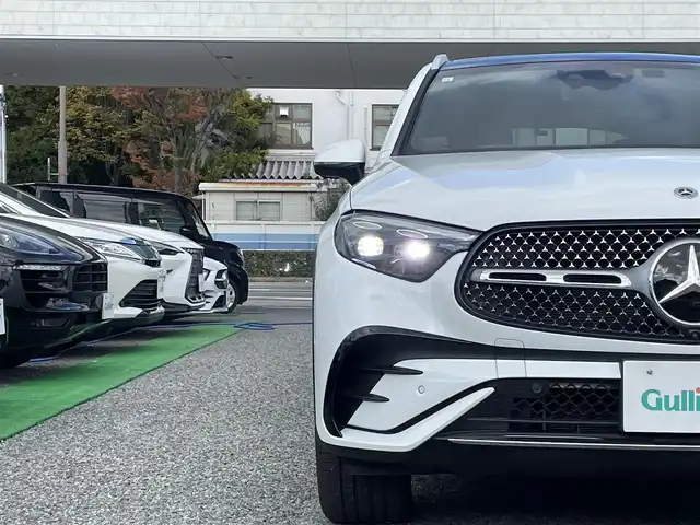 メルセデス・ベンツ Ｍ・ベンツ ＧＬＣ２２０ d 4マチック AMGライン 兵庫県 2023(令5)年 1万km 白 外部検査実施済み/・カラー「オパリスホワイトメタリック」コード885/・OP AMGラインパッケージ//20インチAMGアルミホイール//シートヒーター後席//スポーティエンジンサウンド//スポーツシート//AMGラインインテリア/・OP AMGレザーエクスクルーシブパッケージ//本革シート//ヘッドアップディスプレイ//Burmester 3Dサラウンドサウンドシステム/・OP ドライバーズパッケージ//リアアクスルステアリング//AIRMATICサスペンション/・OP パノラミックスライディングルーフ//MBUX ARナビゲーション//地デジ/BT/USB/Apple Car Play//ワイヤレスチャージング//フットトランクオープナー//ドライブレコーダー360度//ETC//アンビエントライト//DIGITAL LIGHT//アクティブディスタンスアシスト・ディストロニック//アクティブステアリングアシスト//アクティブレーンキーピングアシスト//アクティブレーンチェンジングアシスト//アクティブブレーキアシスト//ブラインドスポットアシスト//PRE-SAFE//パーキングアシスト//パークトロニック//トラフィックサインアシスト//アダプティブハイビームアシスト・プラス