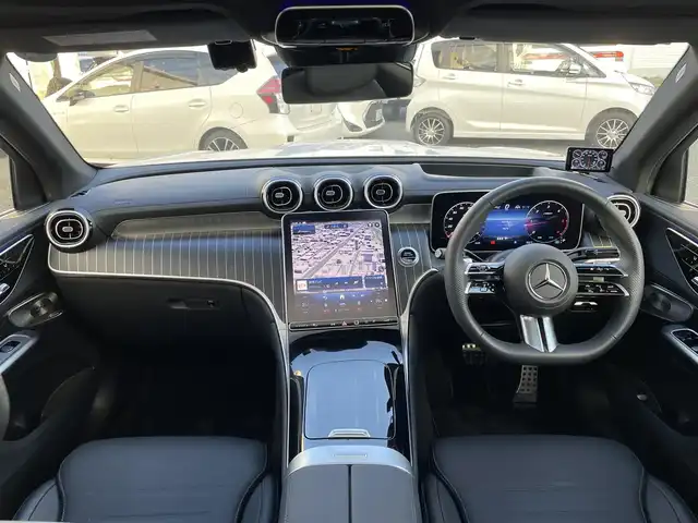 メルセデス・ベンツ Ｍ・ベンツ ＧＬＣ２２０ d 4マチック AMGライン 兵庫県 2023(令5)年 1万km 白 外部検査実施済み/・カラー「オパリスホワイトメタリック」コード885/・OP AMGラインパッケージ//20インチAMGアルミホイール//シートヒーター後席//スポーティエンジンサウンド//スポーツシート//AMGラインインテリア/・OP AMGレザーエクスクルーシブパッケージ//本革シート//ヘッドアップディスプレイ//Burmester 3Dサラウンドサウンドシステム/・OP ドライバーズパッケージ//リアアクスルステアリング//AIRMATICサスペンション/・OP パノラミックスライディングルーフ//MBUX ARナビゲーション//地デジ/BT/USB/Apple Car Play//ワイヤレスチャージング//フットトランクオープナー//ドライブレコーダー360度//ETC//アンビエントライト//DIGITAL LIGHT//アクティブディスタンスアシスト・ディストロニック//アクティブステアリングアシスト//アクティブレーンキーピングアシスト//アクティブレーンチェンジングアシスト//アクティブブレーキアシスト//ブラインドスポットアシスト//PRE-SAFE//パーキングアシスト//パークトロニック//トラフィックサインアシスト//アダプティブハイビームアシスト・プラス