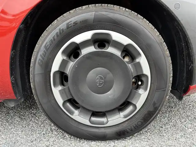 トヨタ シエンタ ハイブリッド Z 茨城県 2022(令4)年 7.6万km スカーレットメタリック 純正メモリナビ/　(AM/FM/Bluetooth/USB)/フルセグ/全方位カメラ/前後ドライブレコーダー/両側パワースライドドア/レーダークルーズコントロール/ビルトインETC/純正フロアマット/純正ドアバイザー/プッシュスタート/7人乗り/オートライト/オートマチックハイビーム/LEDヘッドライト