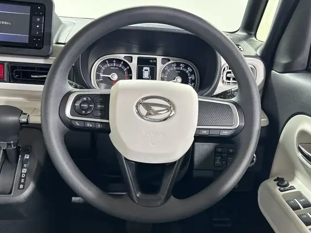 ダイハツ ムーヴ キャンバス ストライプス G 神奈川県 2025(令7)年 0.1千km シャイニングホワイトパール/サンドベージュメタリック 純正ナビ【NSZN-W70D】/AM　FM　フルセグ　DVD　CD　SD　Bluetoorh/全方位カメラ/スマートアシスト/ホッとドリンクホルダー/両側パワースライドドア/オートブレーキホールド/ステアリングリモコン/フロントベンチシート/フロントアームレスト/LEDヘッドライト/LEDフォグランプ/ISOFIX対応