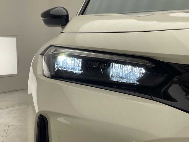 ホンダ シビック タイプR 愛知県 2025(令7)年 0.1千km チャンピオンシップホワイト 登録済未使用車/純正9型ディスプレイオーディオナ/レーダークルーズコントロール/バックカメラ/コーナーセンサー/純正アルミホイール/ETC2.0/ブラインドスポットモニター/LEDヘッドライト/オートマチックハイビーム/キャリパー/衝突軽減システム/フルセグ/Bluetooth/ステアリングスイッチ/スマートキー/プッシュスタート