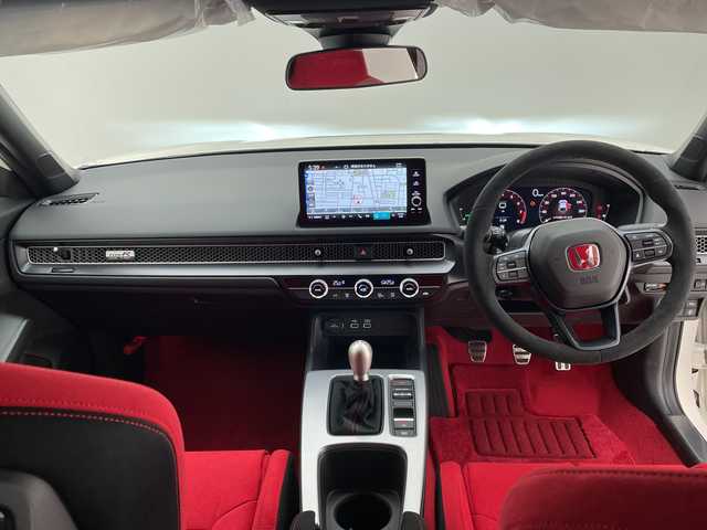 ホンダ シビック タイプR 愛知県 2025(令7)年 0.1千km チャンピオンシップホワイト 登録済未使用車/純正9型ディスプレイオーディオナ/レーダークルーズコントロール/バックカメラ/コーナーセンサー/純正アルミホイール/ETC2.0/ブラインドスポットモニター/LEDヘッドライト/オートマチックハイビーム/キャリパー/衝突軽減システム/フルセグ/Bluetooth/ステアリングスイッチ/スマートキー/プッシュスタート